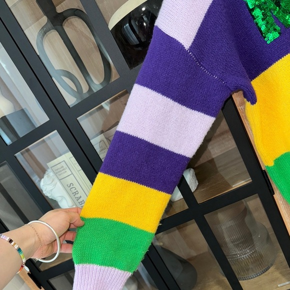 Mardi Gras sequins sweater knit crewneck embroidered pullover sweatshirt top QOS - Picture 7 of 12